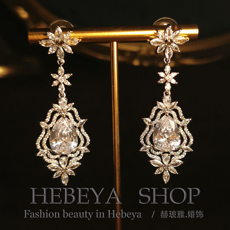 高级感珠宝微镶锆石复古优雅婚纱礼服耳坠修饰脸型无耳洞可改耳夹