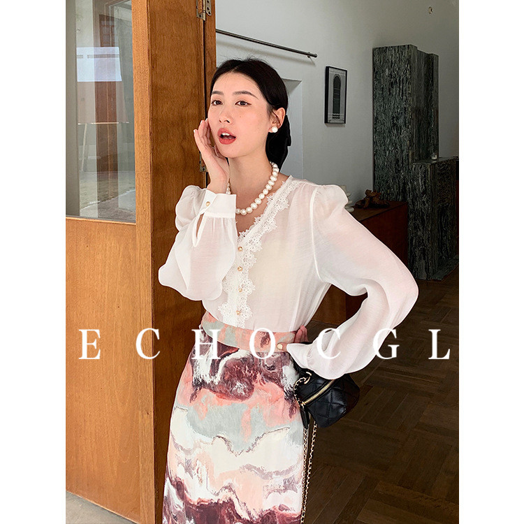 ECHO CGL2022春夏新款法式衬衫V领花边小众显瘦薄款设计感上衣女在类目 女装/女士精品, 衬衫中 - 来自Buy2taobao.com提供专业的淘宝代购服务