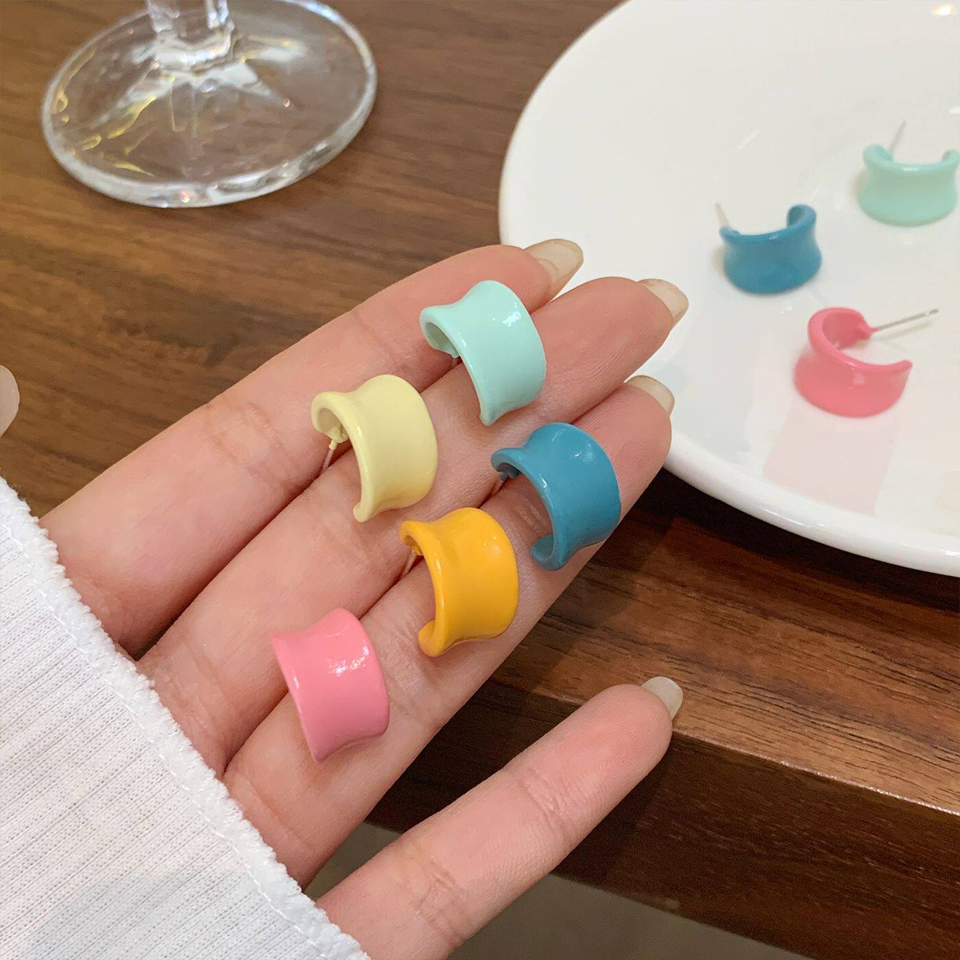 春夏糖果色珐琅滴油不规则C形耳钉女银针小众925银轻奢高级感耳环