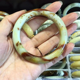 岫玉花玉黄白老玉手镯挂坠项链手链玉雕摆件天然岫岩玉流行玉饰品