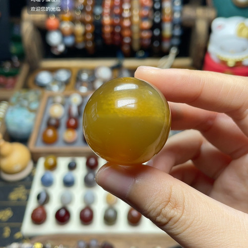 开片老玛瑙大珠子