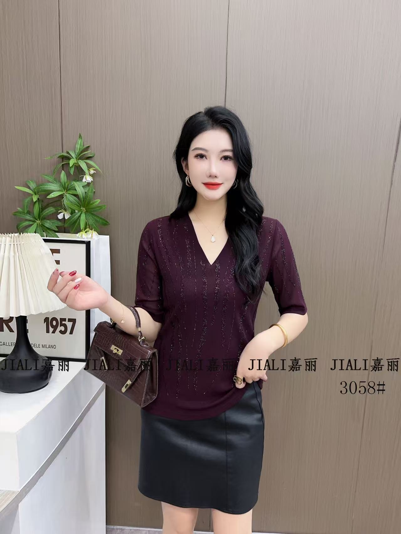 JLZX 3058 春夏季新款百搭烫钻双层弹力网纱中袖V领女衫长款束腰
