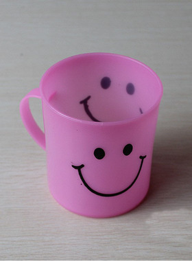 M004B024笑脸漱口杯+10起两元店1-2元 百货清仓免邮地摊义乌货源