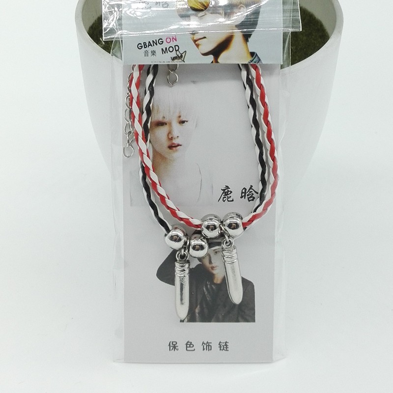 A029B洋洋花绳手链+12起小饰品百货 生活用品百货 日常用品两元