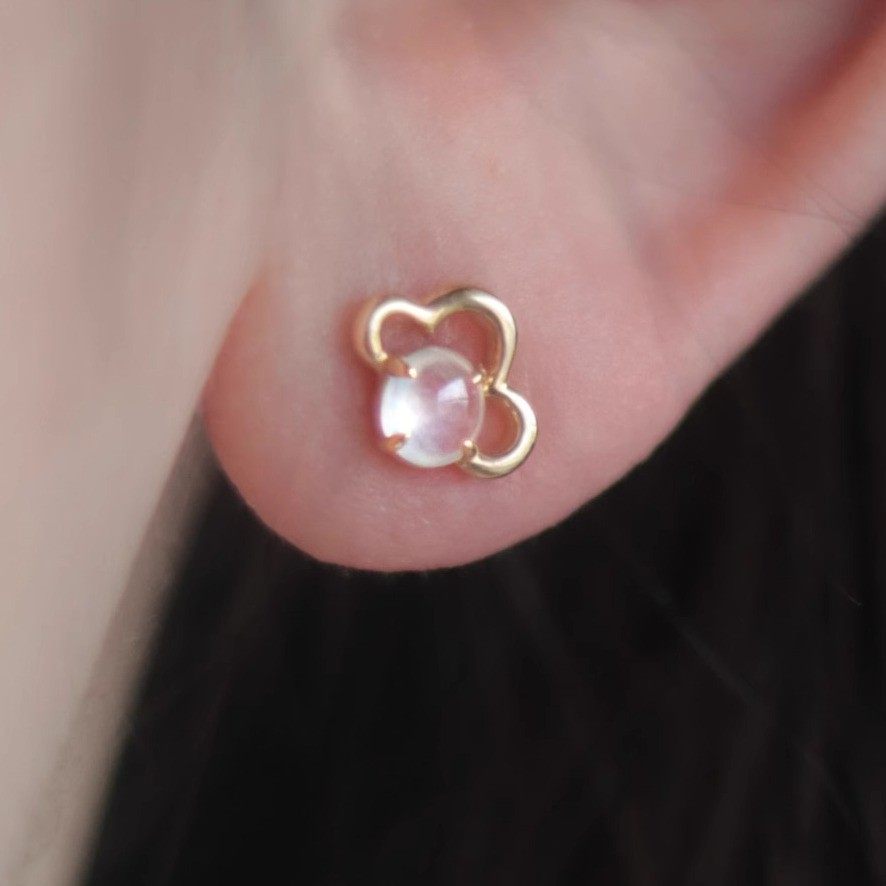 &ldquo;小云朵&rdquo;天然翡翠A货缅甸冰种蛋面18k金可爱小耳钉耳饰耳环耳坠