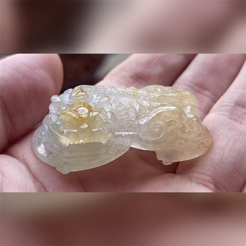 18647翡翠貔貅吊坠男女冰糯种高端玉石器霸王皮丘挂件天然A货