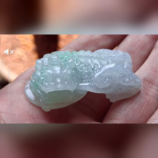 4703翡翠貔貅吊坠男女冰糯种高端玉石器霸王皮丘挂件天然A货招财