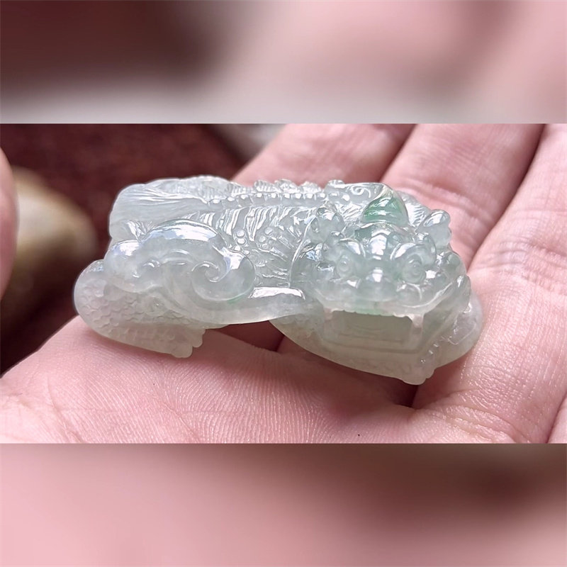 6622翡翠貔貅吊坠男女冰糯种高端玉石器霸王皮丘挂件天然A货