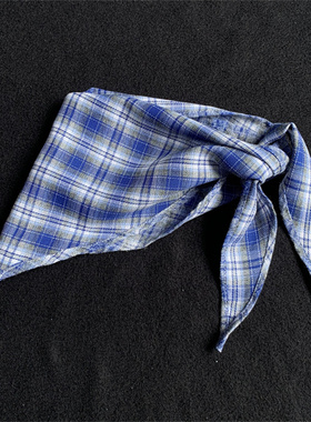 街头潮牌蓝色领巾围巾男百搭时尚配饰蓝白拼色格子三角腰巾手巾女