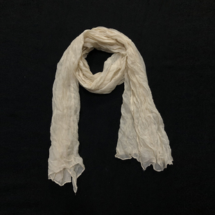 新款独特皱巴巴薄款长围巾女秋冬松弛感皱褶杏色文艺围脖百搭配饰