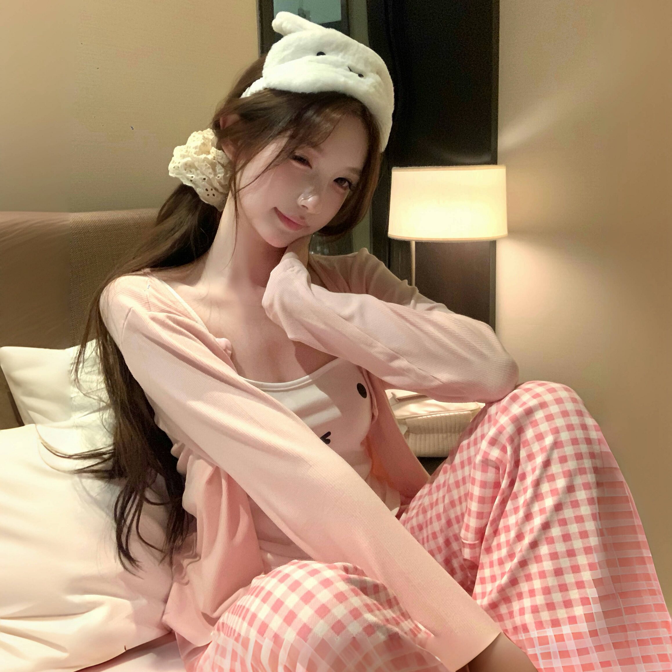 欧若拉甜美纯欲风带胸垫家居服