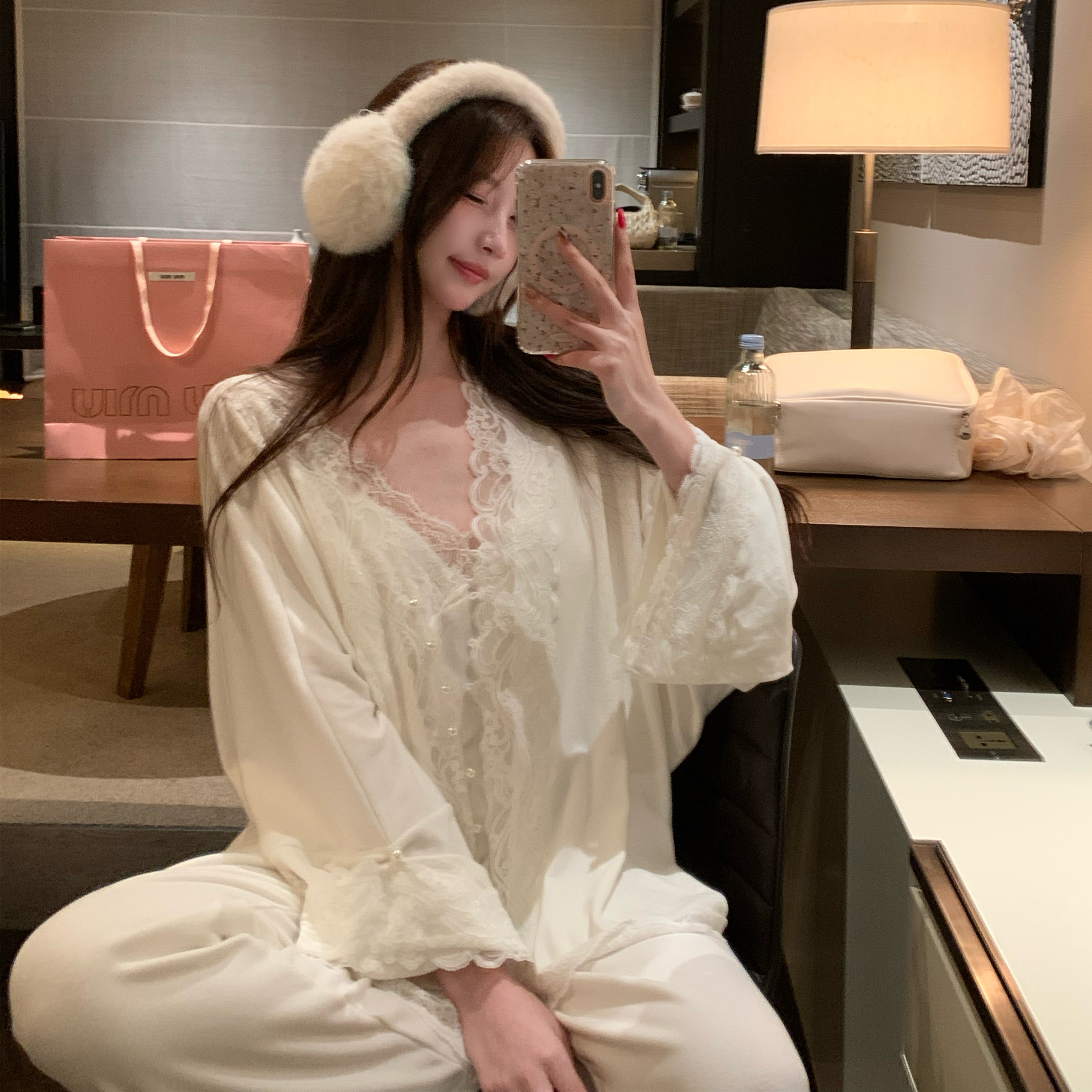 欧若拉法式浪漫性感仿羊绒家居服