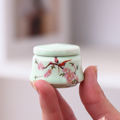 陶瓷迷你茶叶罐小号秀珍密封罐中式茶粉胭脂香膏便携储存防潮罐子