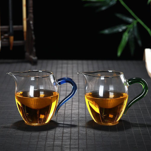 透明玻璃家用尖嘴茶海倒茶匀杯彩色把手玻璃公道杯功夫茶具分茶器