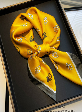 简约字母围巾仿真丝方巾70cm百搭春夏防晒围脖小披肩绑包绑发丝巾