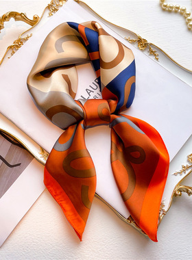 欧美丝巾女士围巾披肩70cm韩国小方巾绸缎面印花春夏防嗮头巾