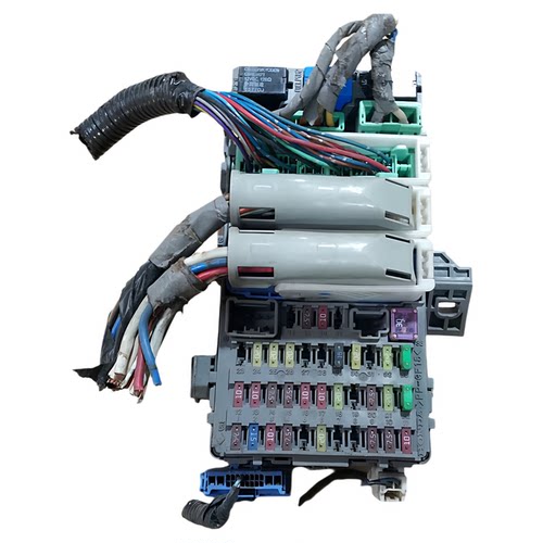 适用八代思域FA1室内继电器保险丝盒总成车身控制器模块电脑板1.8