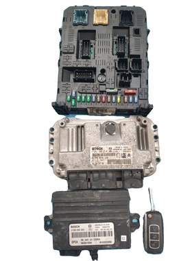 适用世嘉BSI车身控制器模块发动机电脑板0261S04810 966689558002