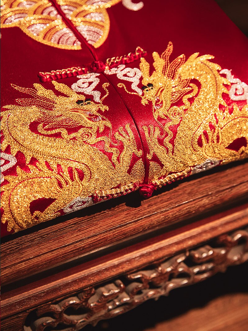 XIUHE COSTUME MENS GROOM CHINESE WEDDING GROOM DRESS 2024 NEW WEDDING DRESS XIUHE DRAGON AND PHOENIX GOWN HIGH-END