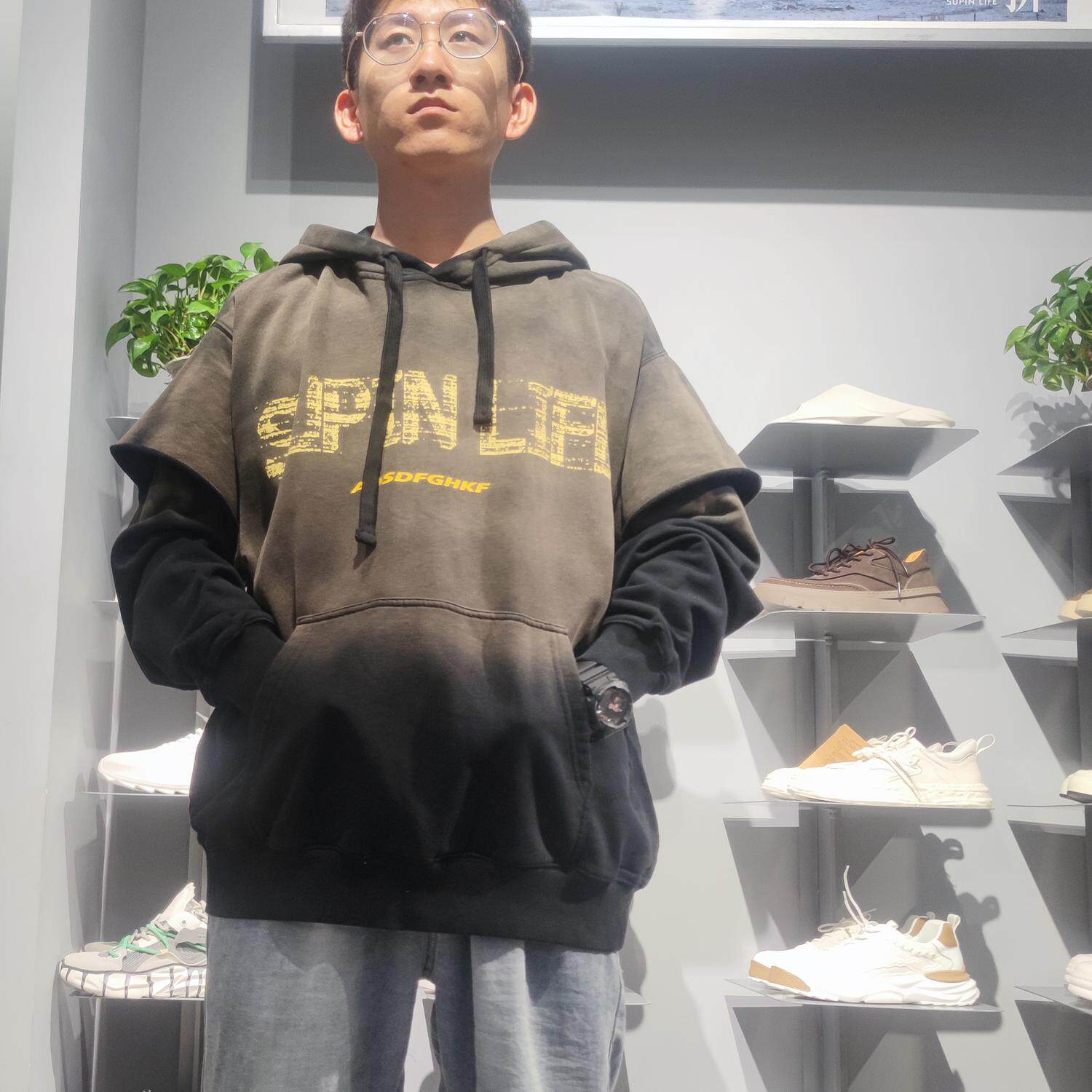 纯棉素拼青春流行连帽卫衣