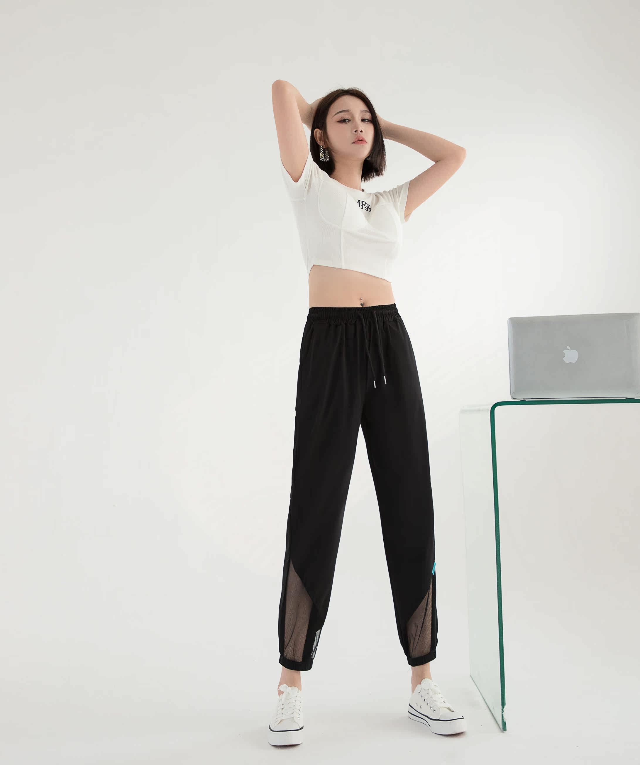 冰丝休闲裤女夏季新款网纱空调裤宽松大码薄款透气裤子速干运动裤