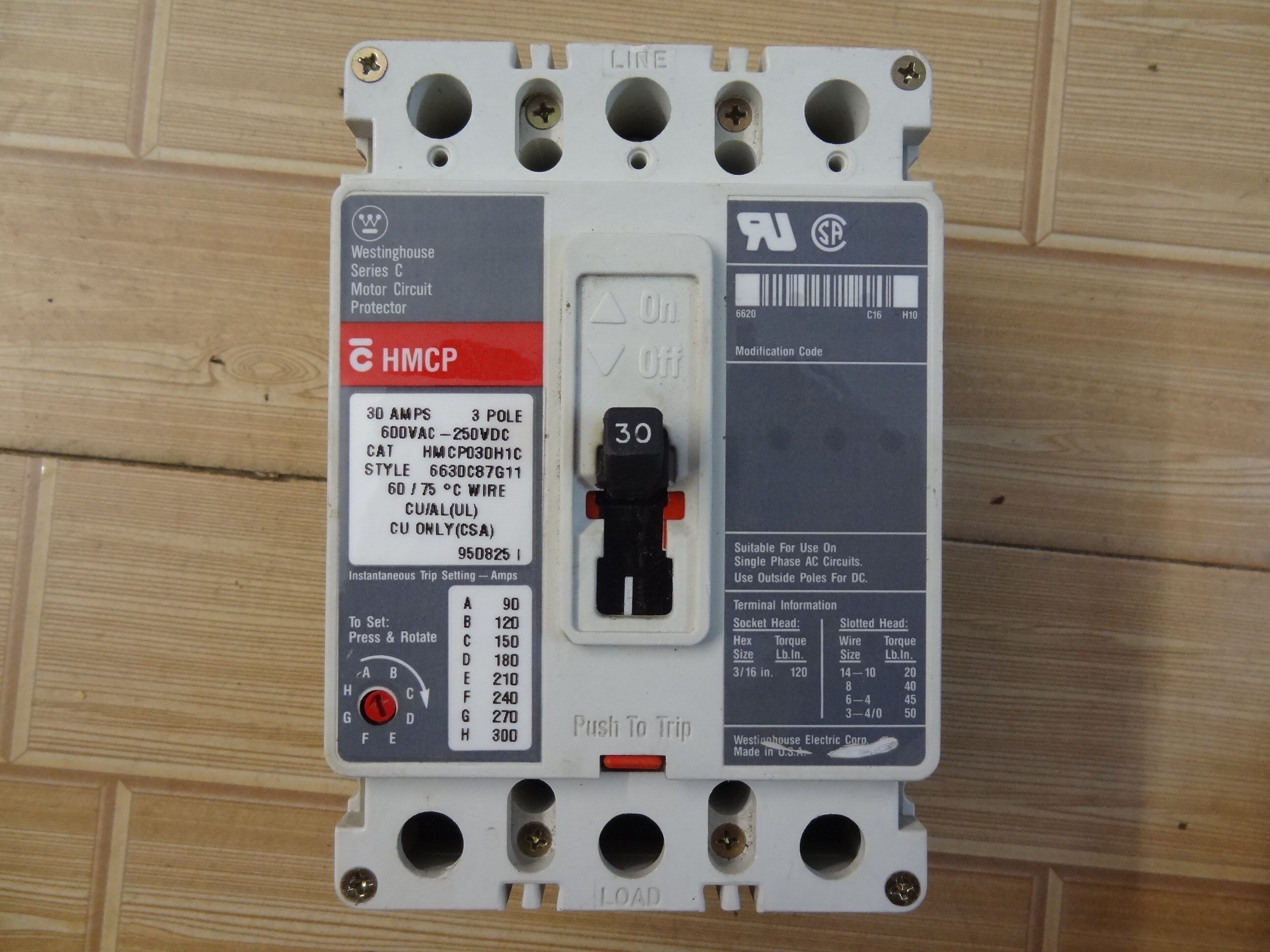 原装拆机美国westinghouse西屋断路器hmcp030h1c 3p30a