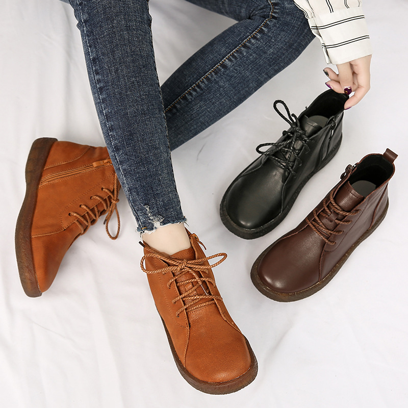真皮系帶女鞋2019秋新款軟底牛筋底森女百搭舒適大碼媽媽休閑短靴在類目 女鞋, 靴子中 - 來自Buy2taobao.com提供專業的淘寶代購服務