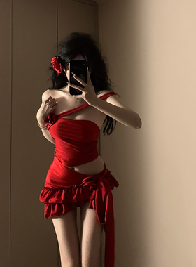 纯欲风新款分体泳衣女红色比基尼性感辣妹氛围感小胸显瘦海岛度假