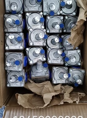 美国Maxitrol减压阀 一级调压阀 R400ZM-Rp1/2 R400ZM-Rp3/8
