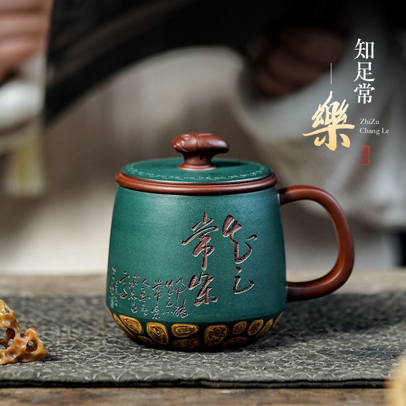 线条曲直并蓄泥料层次感强