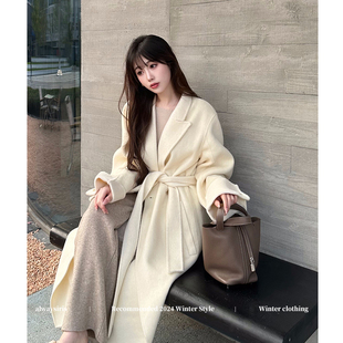 alwaysiris 媛鸢/Classy雅致轮廓 2024aw澳毛纽扣腰带羊绒大衣