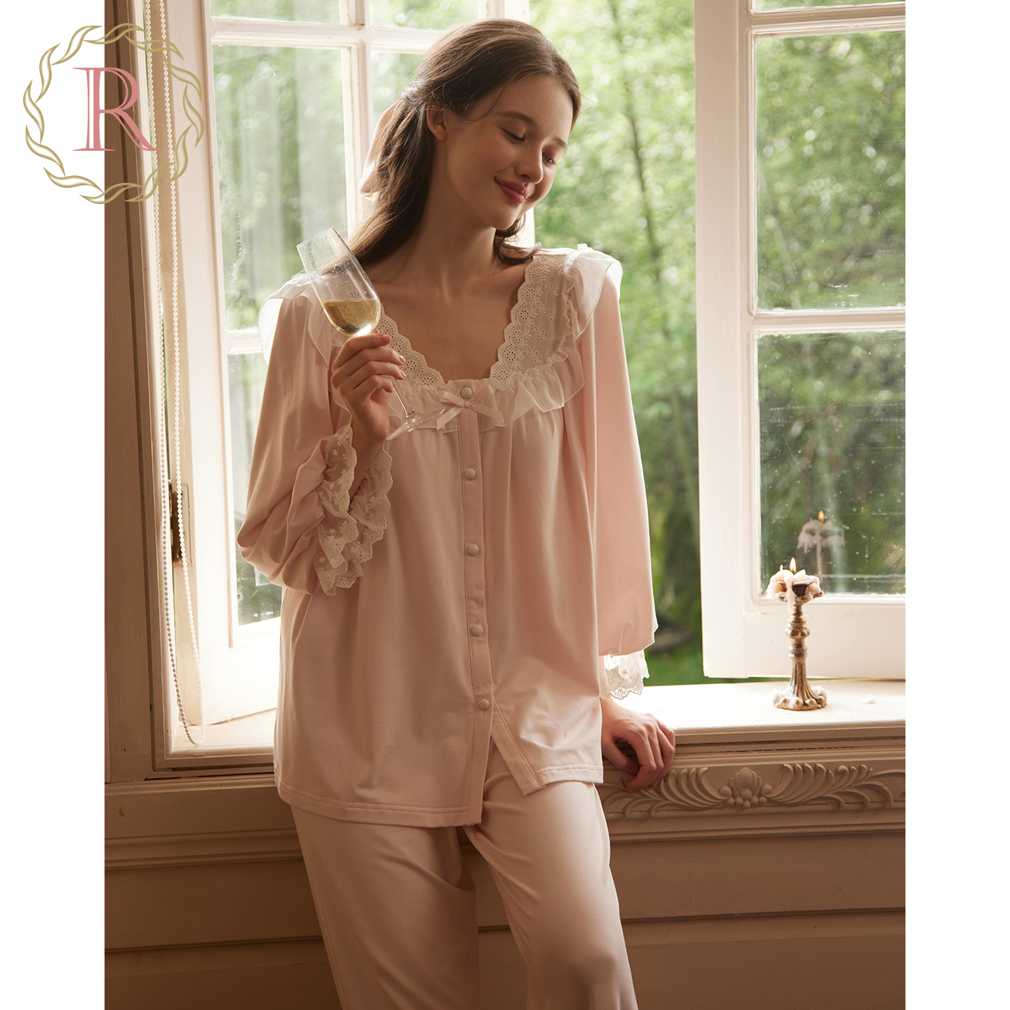 RoseTree古典甜美少女刺绣八分袖