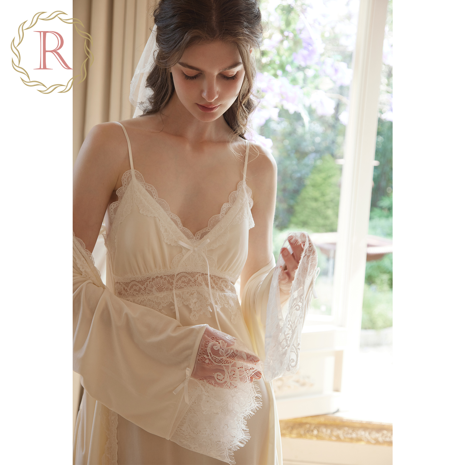 手写情诗法式蕾丝丝绒晨袍