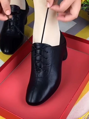 粗跟系带爆款真皮单鞋软底百搭