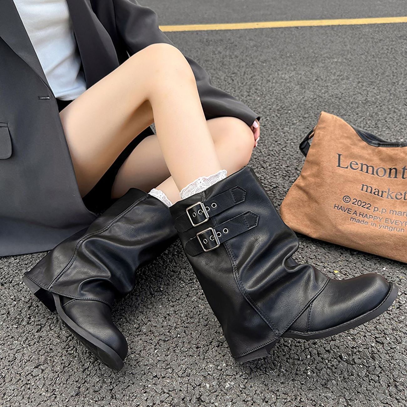 褶皱堆堆裤管靴女2026年春季新款粗跟黑色短靴配裙子机车马丁靴子