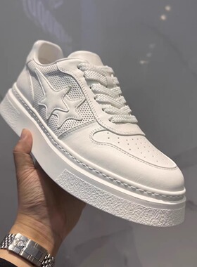 2025新款春季潮流真皮休闲简约小白鞋百搭舒适轻便透气板鞋男鞋