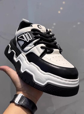 2025秋冬款潮牌男士休闲鞋时尚简约百搭拼色板鞋韩版厚底增高男鞋