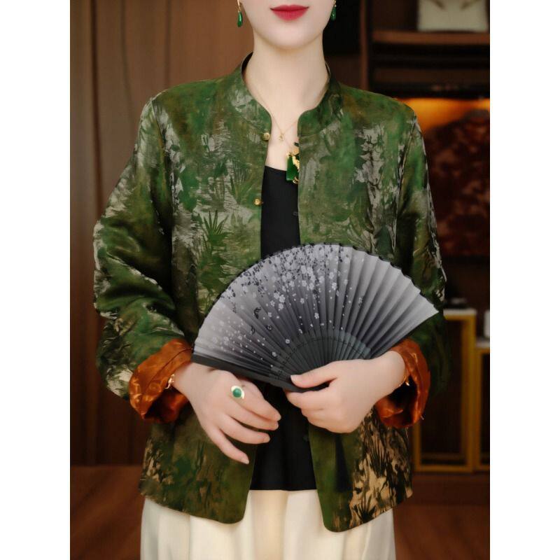 2026年春季新款大码绿色女装简约通勤风新中式单排扣长袖真丝上衣