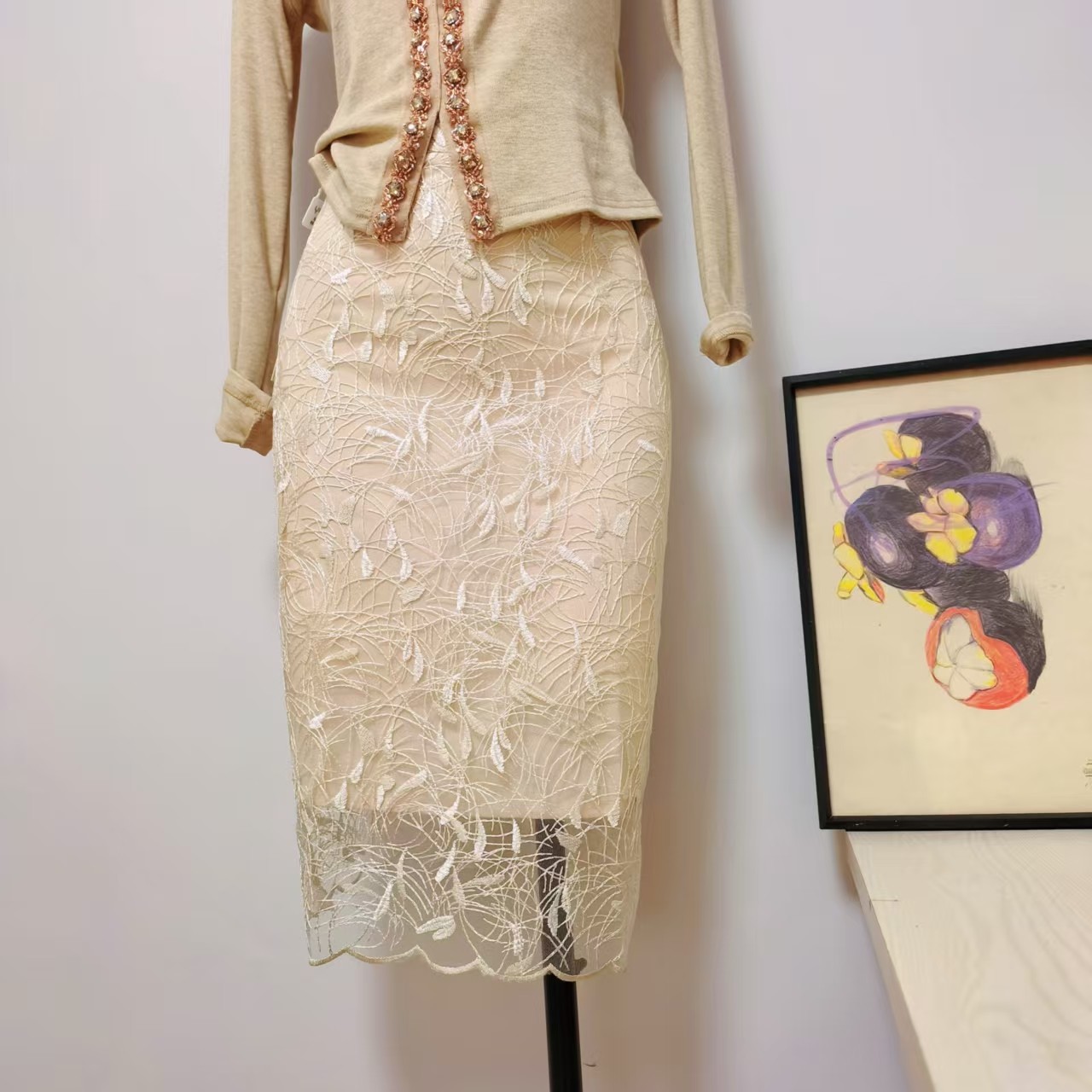 轻奢高腰蕾丝半身裙女包臀中长款气质名媛刺绣一步裙