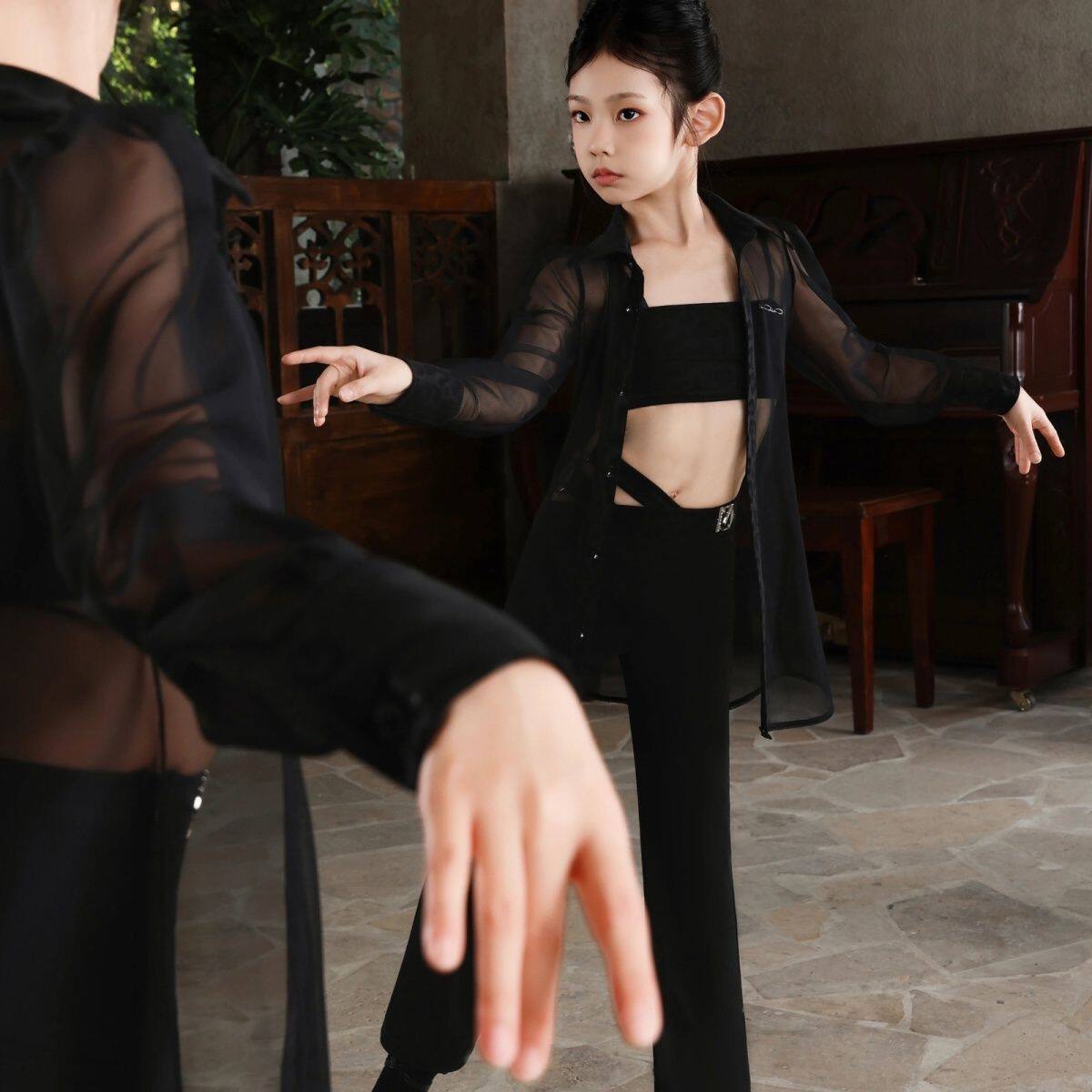 美辰Meichencc少儿拉丁舞网纱衬衫吊带裤子练习服表演服黄泳茵