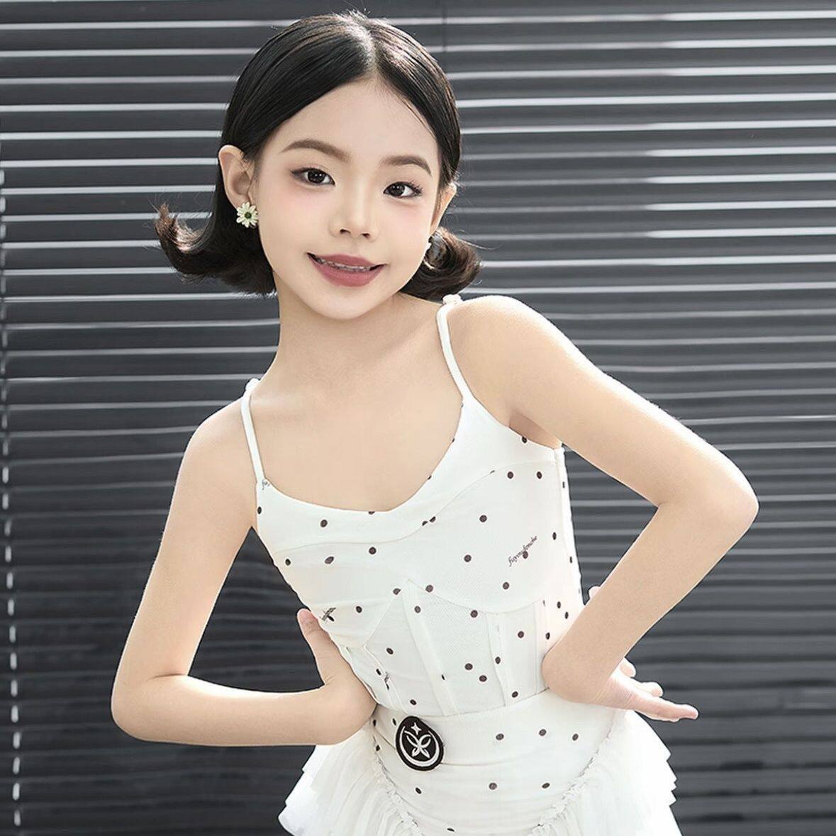 星辰拉丁舞服「波点芭蕾」奶茶波点儿童拉丁舞练功服图片