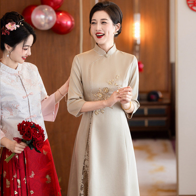 复古风立领七分袖中长款刺绣旗袍女优雅高端婚宴装中国风