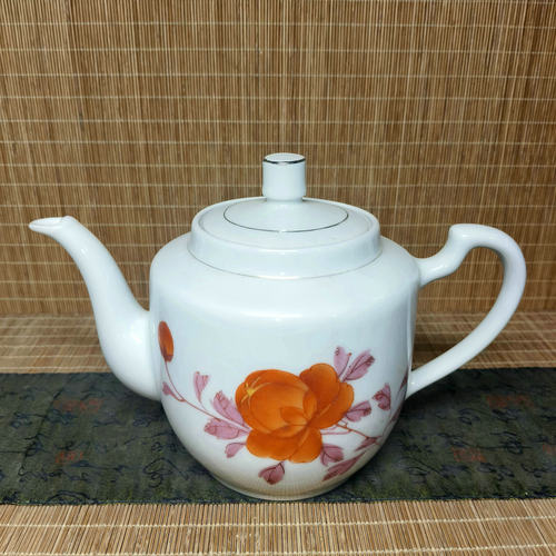 包老景德镇567老厂瓷/怀旧老物件原矿料高白釉手绘粉彩一枝花茶壶
