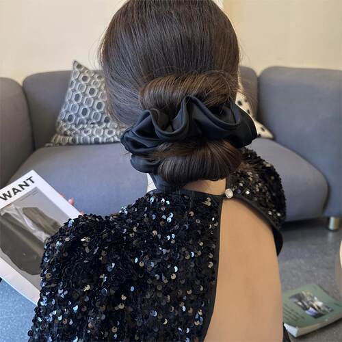 扎头发大肠发圈女2026新款复古缎面超大号肥肠发圈头绳发圈高级感