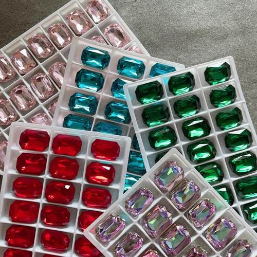 彩色长方形宝石闪闪钻石