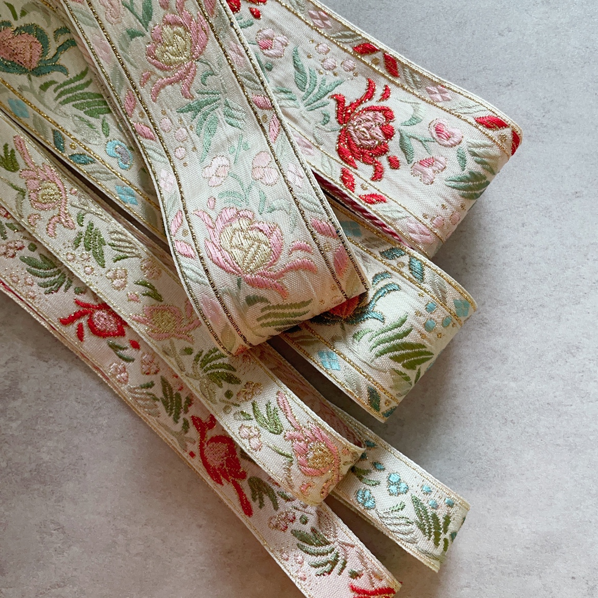 韩国进口金丝线刺绣凤尾花蕾丝手工diy汉服发夹服装衣领腰带辅料