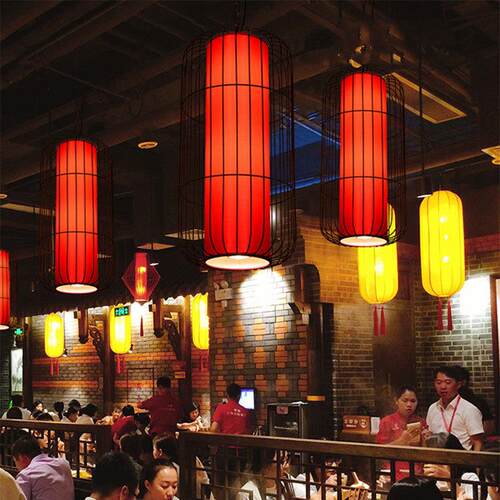 中式火锅店带射灯饭店酒茶楼卡座过道红色中国风铁艺灯笼鸟笼吊灯