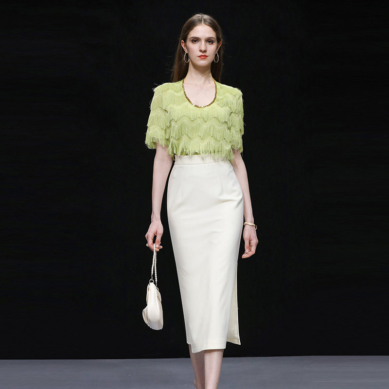 2026夏季新款气质圆领绿色流苏短袖上衣高腰直筒开衩半裙套装清