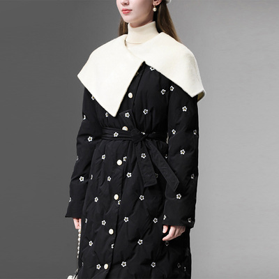 20255冬季气质撞色不规则大披肩翻领系带刺绣直充白鸭绒羽绒服