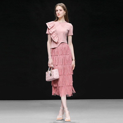 2025夏季女装时尚气质百搭粉色T恤上衣